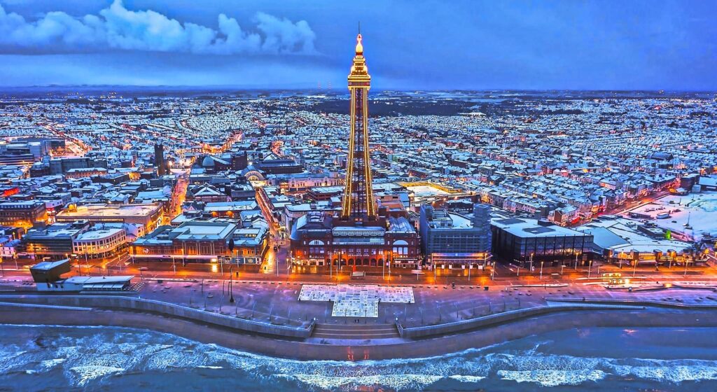 Blackpool Tower close to Hotels